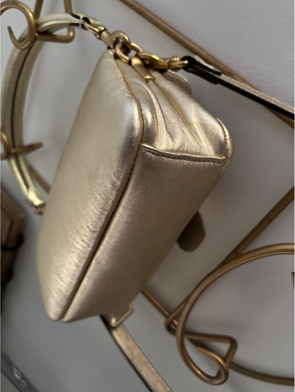 Coach Pillow Tabby Shoulder Bag 18 in Metallic Soft Gold w/ Crossbody Strap! - Picture 6 of 9